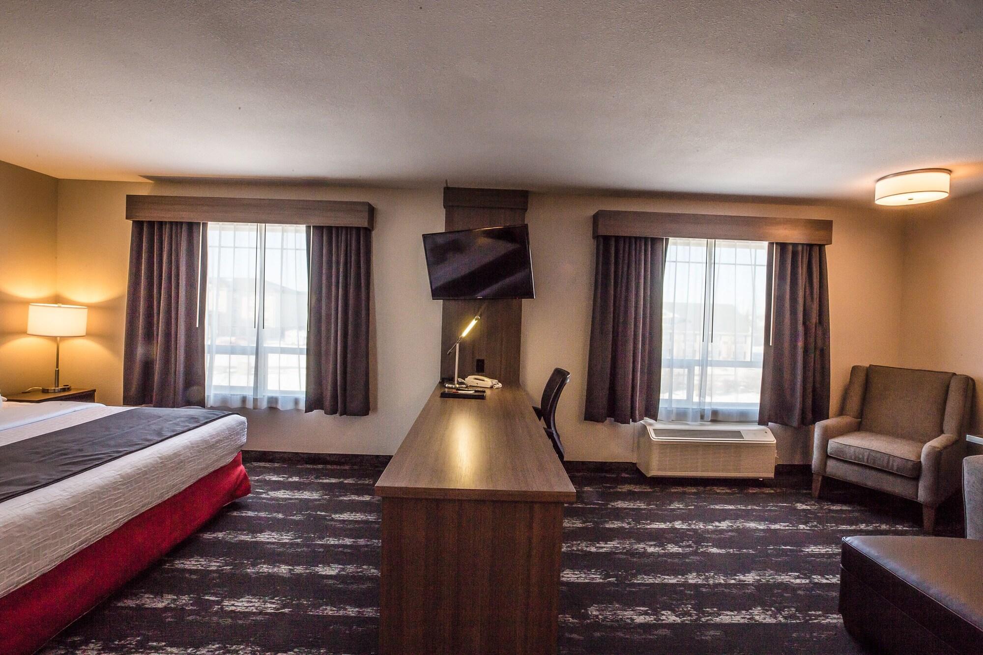 Hotel Ramada By Wyndham Cochrane Exteriér fotografie